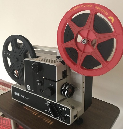 Proiettore cinematografico - proiettore,