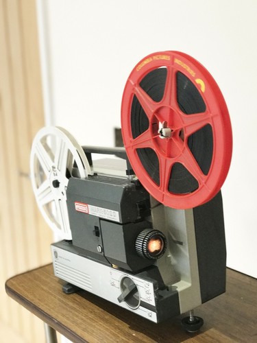 Proiettore film cine - film, eumig